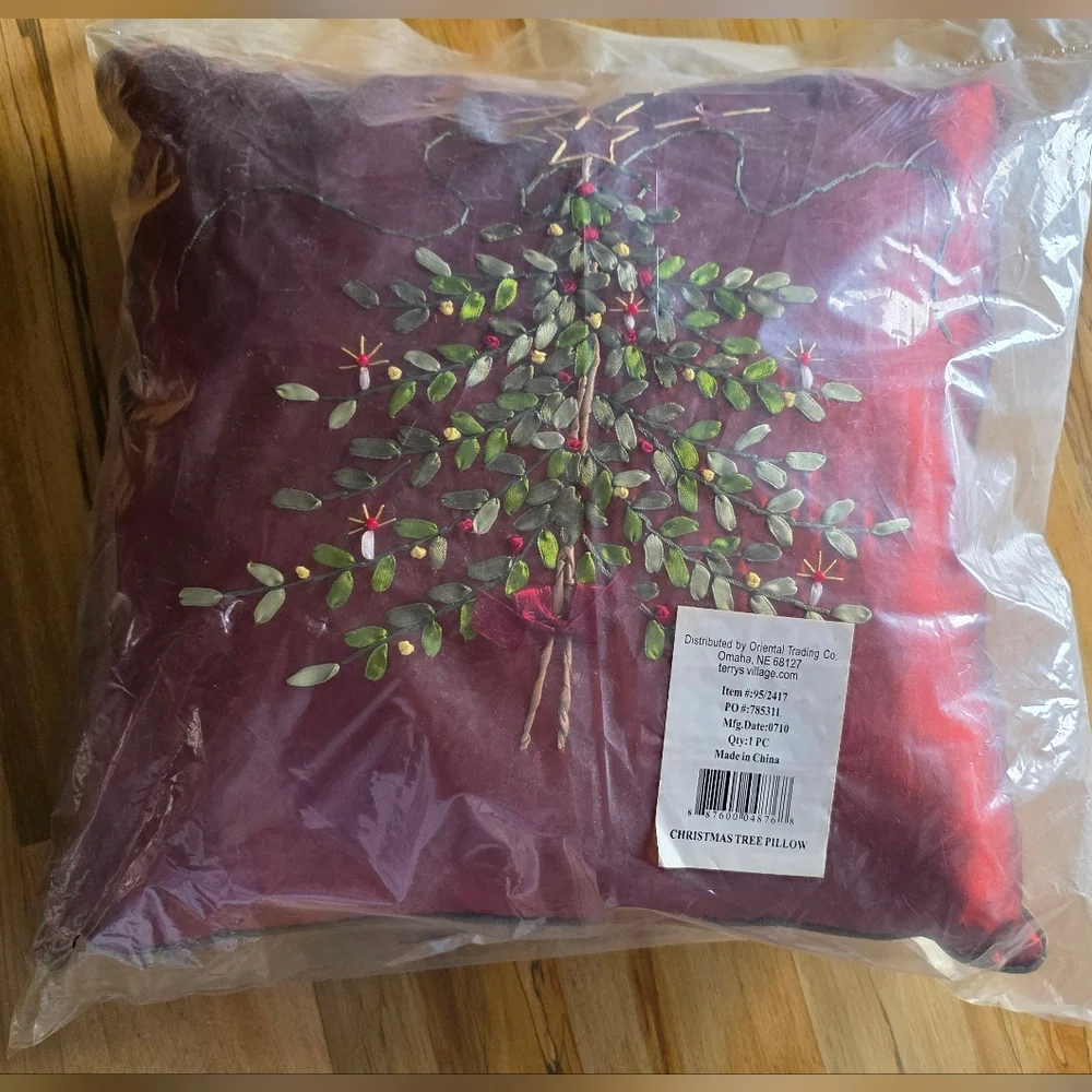 Embroidered Christmas Tree Pillow - Burgundy